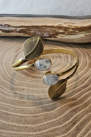 Leaves and Gems Armband Messing