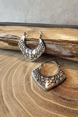 Aztec Oorbellen van verzilverd messing