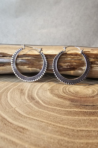 Artemis Oorbellen van verzilverd messing