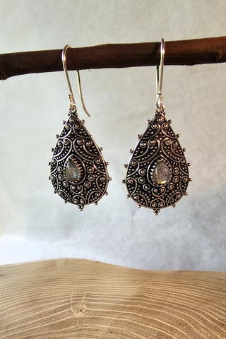 Flower Drops oorbellen verzilverd Messing