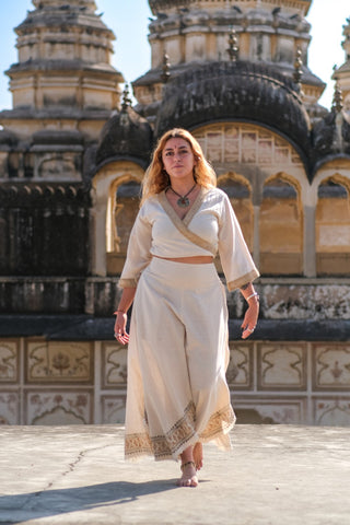 Aponi Jute border wrap