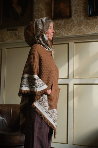 Nightfall Poncho Aarde