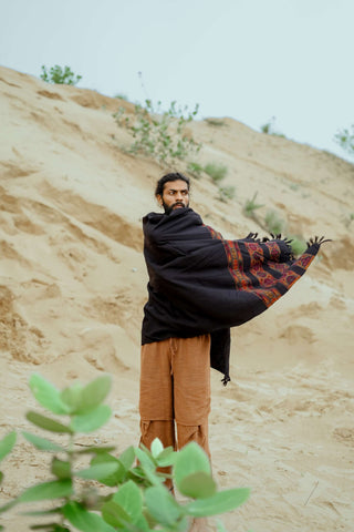 Khullu Shawl Zwart