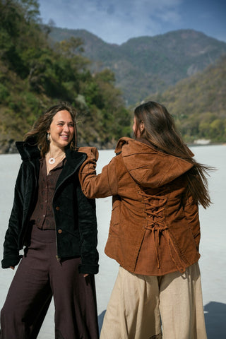 Leafed Jacket Black