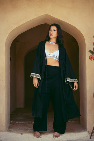 Ishtar Vest Zwart